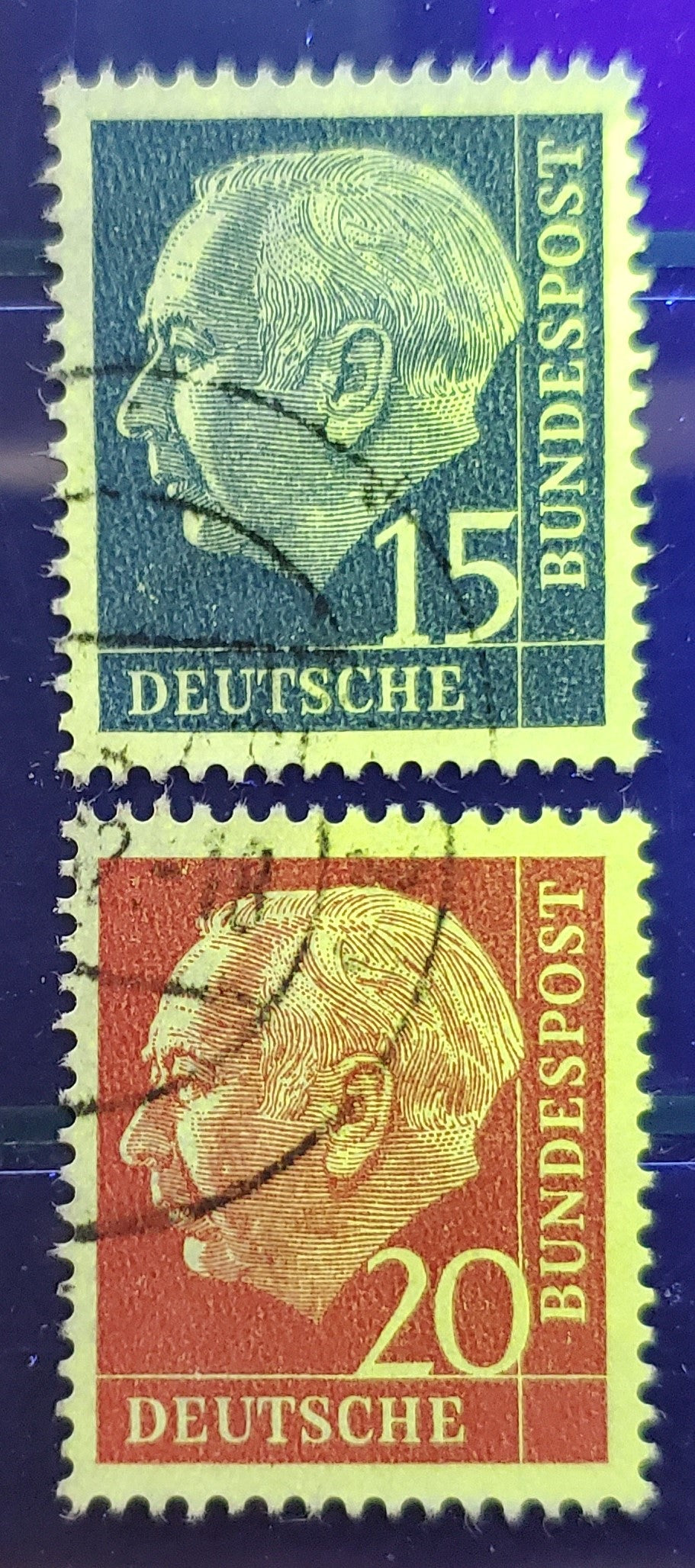 Lot 97 Germany Mi#184y (SC#709)-185y (SC#710) 1960 Heuss Definitives, Fluorescent Papers, 2 Very Fine Used Singles, Click on Listing to See ALL Pictures, Estimated Value $50