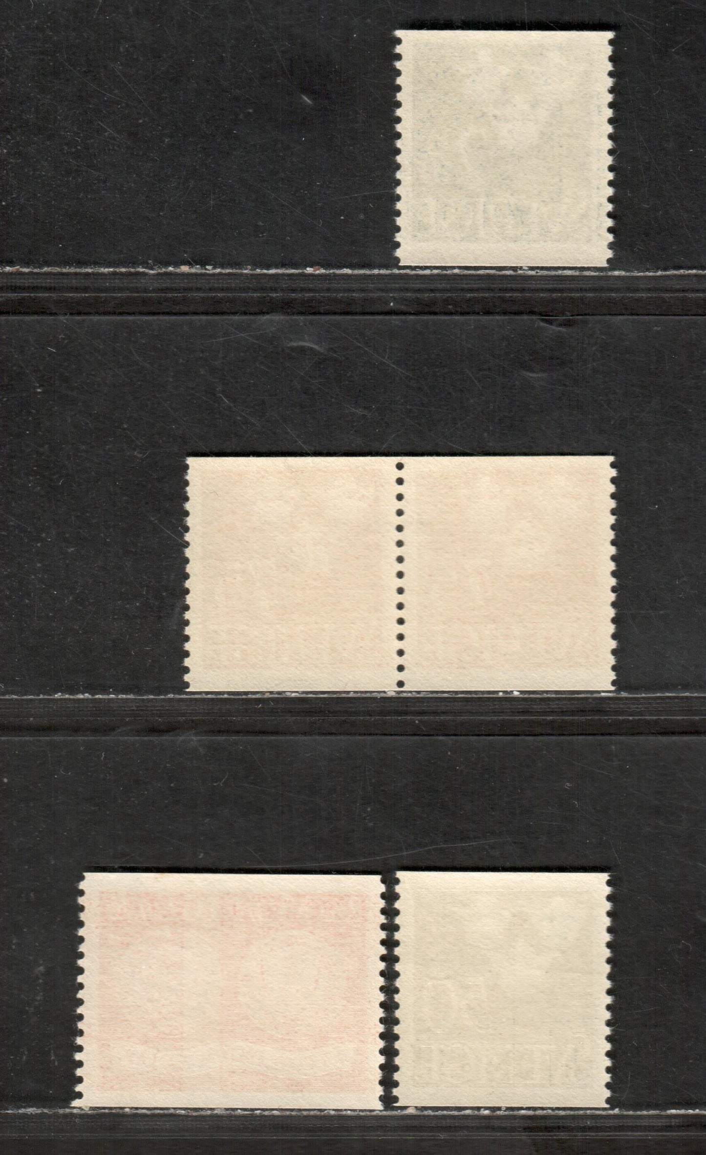 Sweden SC#439/473 1952-1954 3 Crowns / 3 Crowns Issues, 3 VFNH Singles And 1 Pair, Click on Listing to See ALL Pictures, 2017 Scott Cat. $18