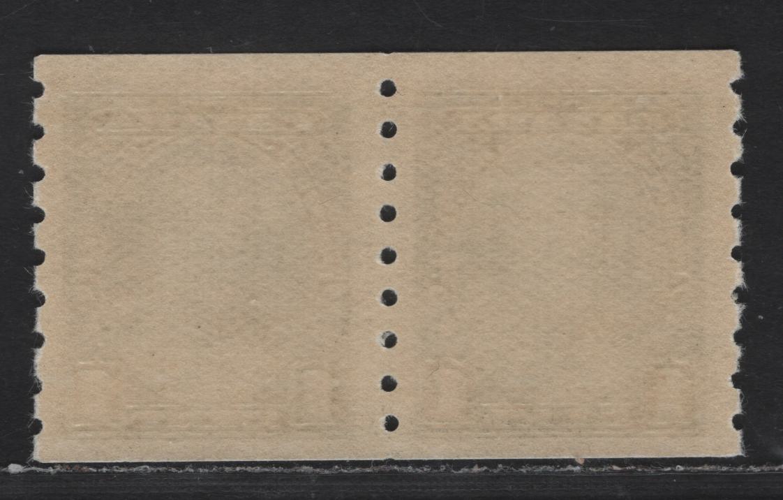 Lot 107 Canada #228 1c Green King George V, 1935-1937 Dated Die Issue, A VFNH Coil Pair Horizontal Wove Paper