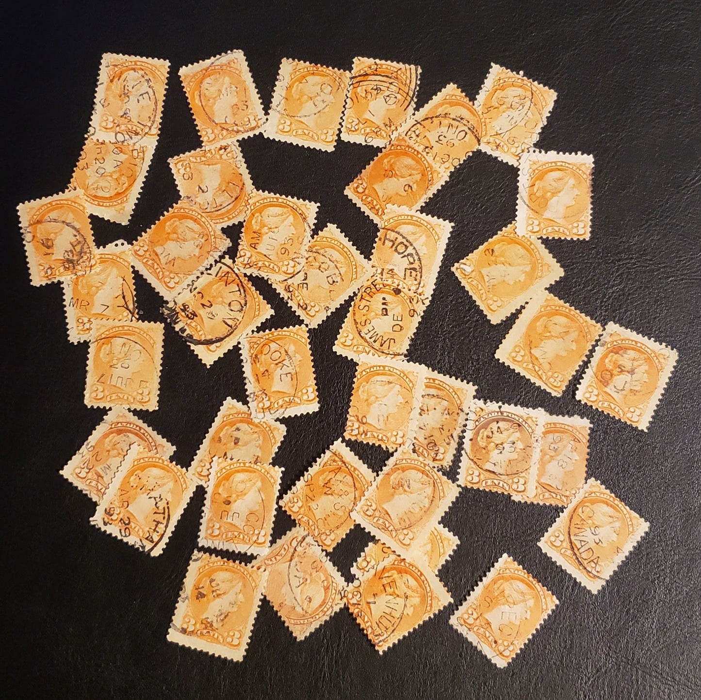 Lot 32 Canada #41 3c Orange Vermillion Queen Victoria, 1888-1897 Small Queen Issue, 38 Very Good Used SIngles, Unsorted, All With 1893 Dates, Good Range Of Paper Types, Mostly Shades Of Orange Vermillion.