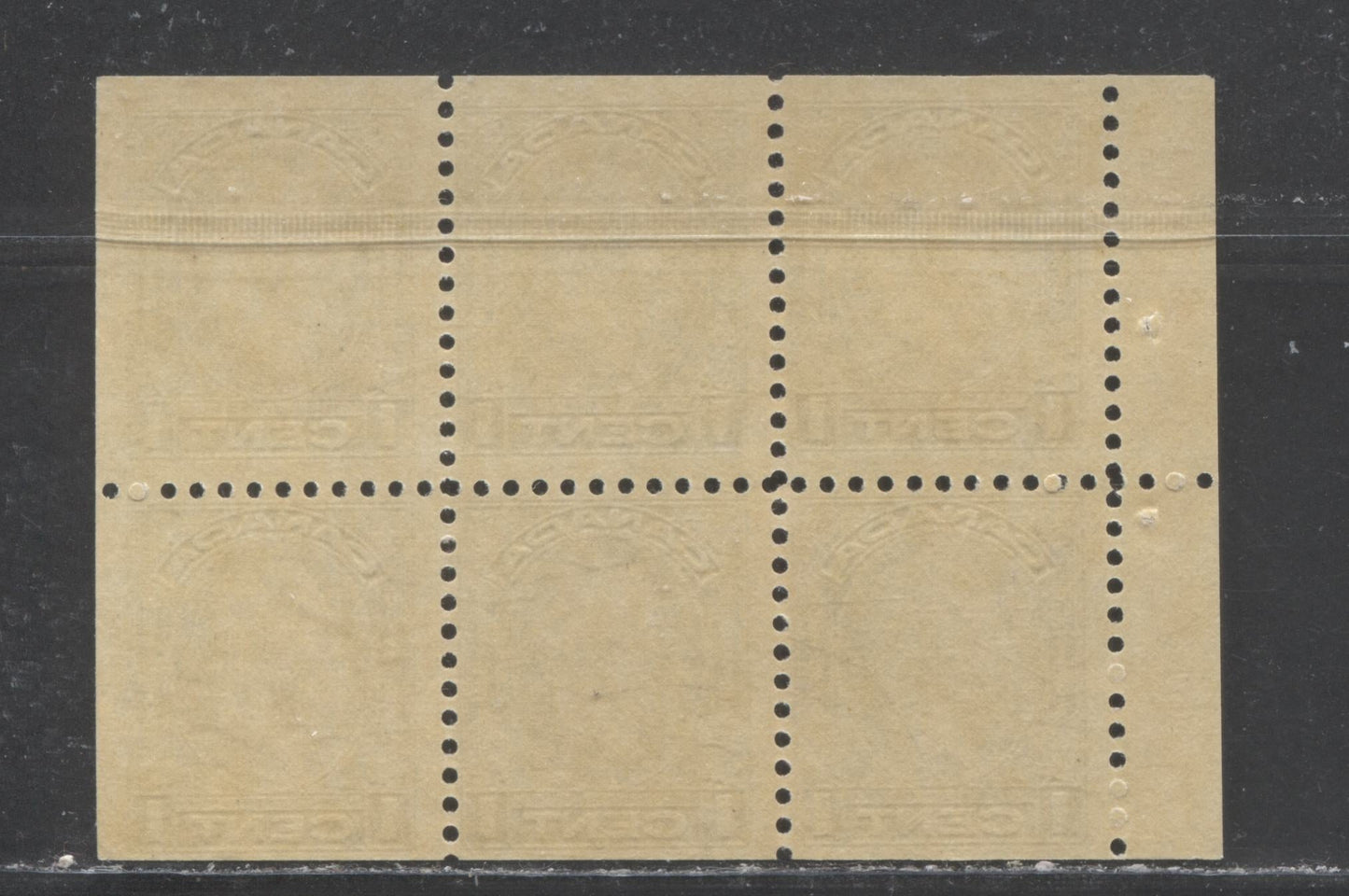 Lot 30 Canada #195b 1c Dark Green King George V, 1932 Medallion Issue, A FNH Booklet Pane Of 6 With Deep Yellowish Cream Gum