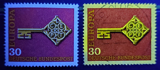 Lot 105 Germany Mi#560 (SC# 984) 30pf Multicolored 1968 Europa Issue, With Fluorescent Coating Almost Entirely Omitted With Normal For Comparison, 2 VFNH Singles, Click on Listing to See ALL Pictures, Estimated Value $10