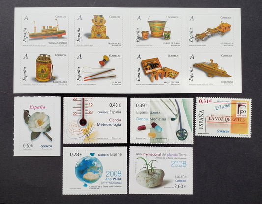 Lot 284 Spain SC#3540/3547 2008 Toys / International Years Issues, 6 VFNH Singles And A Booklet Of 8, Click on Listing to See ALL Pictures, 2017 Scott Classic Cat. $23.1