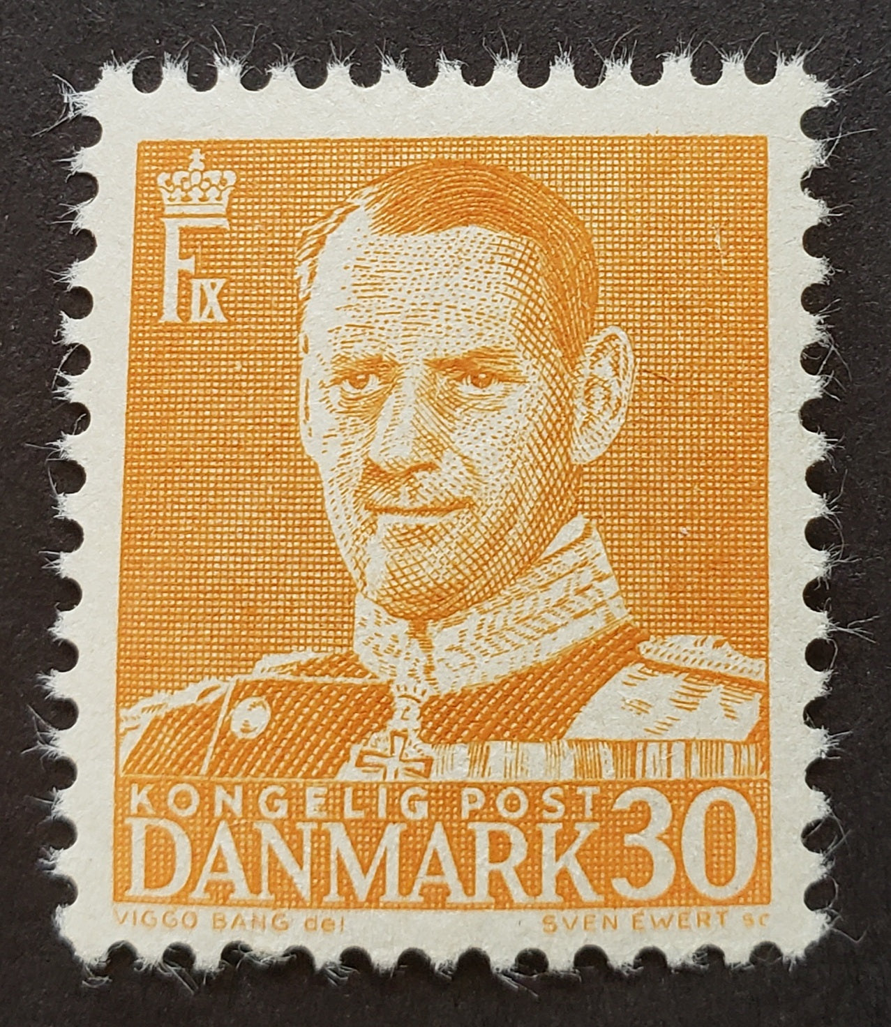 Lot 23 Denmark SC#309 Orange 30o 1950 Frederik IX Issue, Type II, A VFNH Single, Click on Listing to See ALL Pictures, 2017 Scott Cat. $13