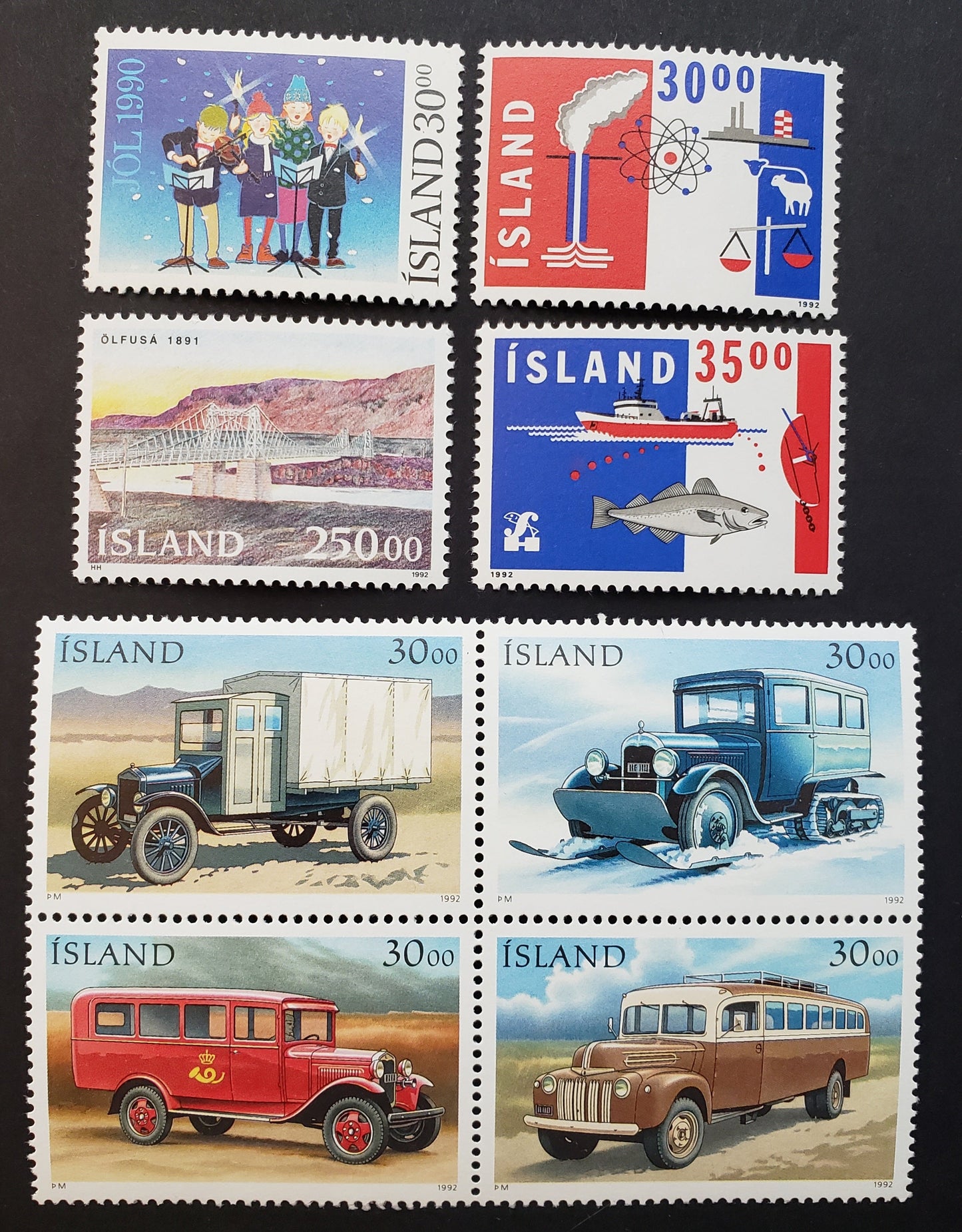 Lot 99 Iceland SC#717/759a 1990-1992 Christmas / Mail Trucks Issues, 4 VFNH Singles And A Block Of 4, Click on Listing to See ALL Pictures, 2017 Scott Cat. $22.15