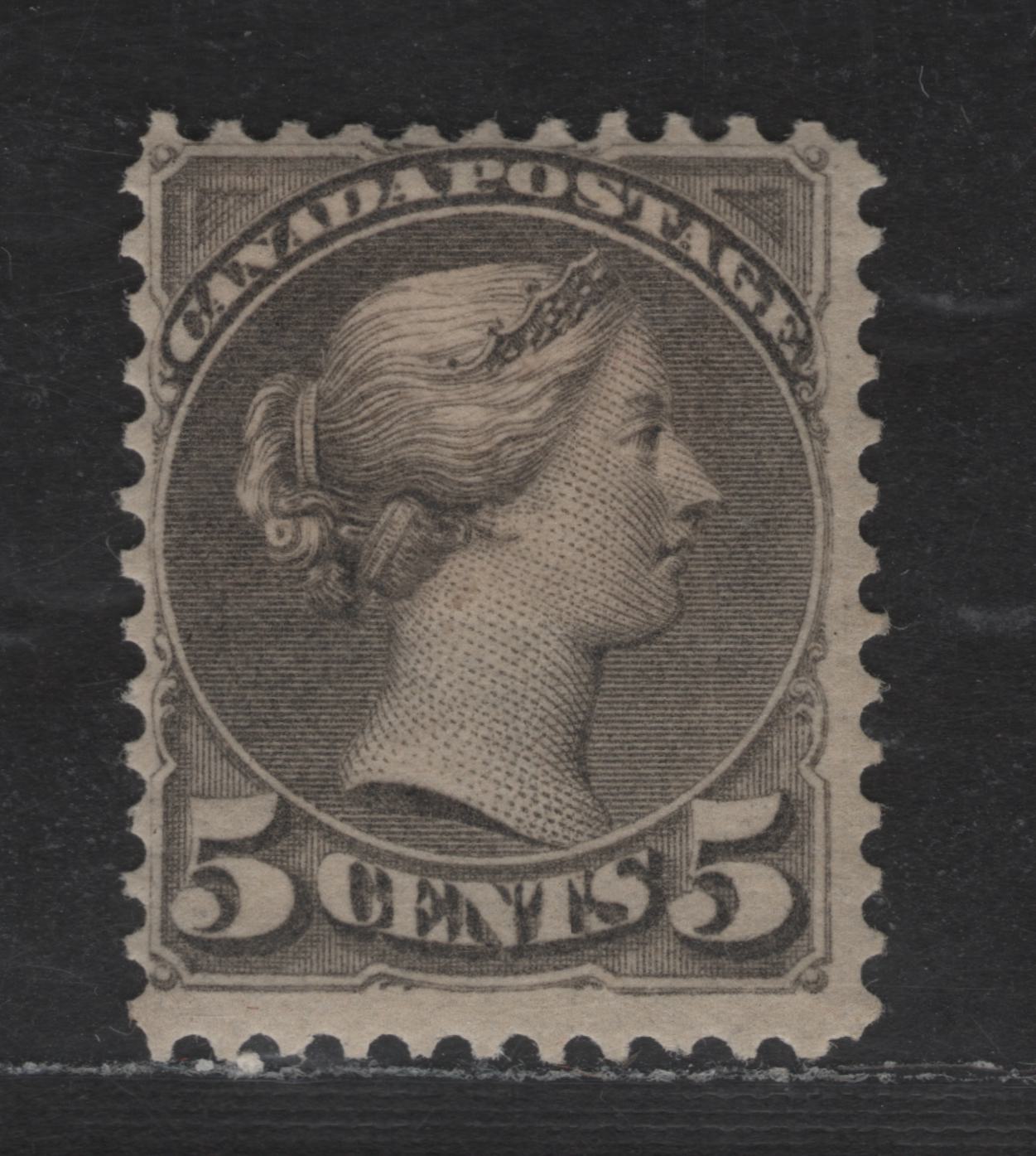 Lot 53 Canada SC#42 5c Gray Queen Victoria, 1888-1897 Small Queen Issue, A FOG Single, 2nd Ottawa Printing, Paper 2O-E, Perf 12x12.2