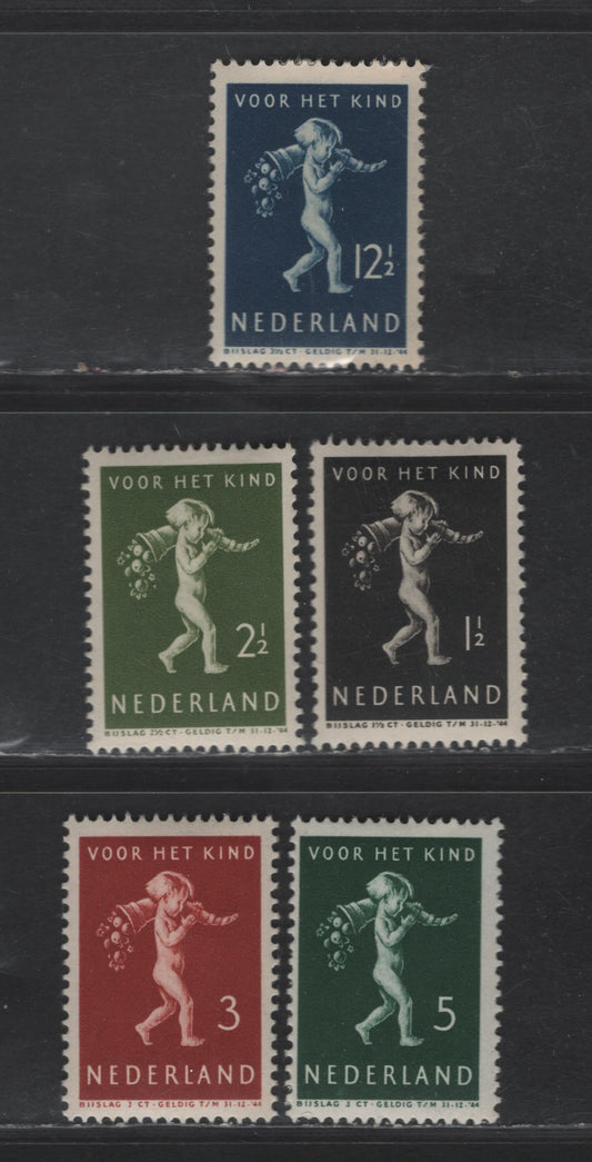Lot 314 Netherlands SC#B118-B122 1.5c+1.5c - 12.5c+3.5c Black - Dark Blue Child Carrying Cornucopia, 1938 Semi Postal Issue, 5 VFOG Singles
