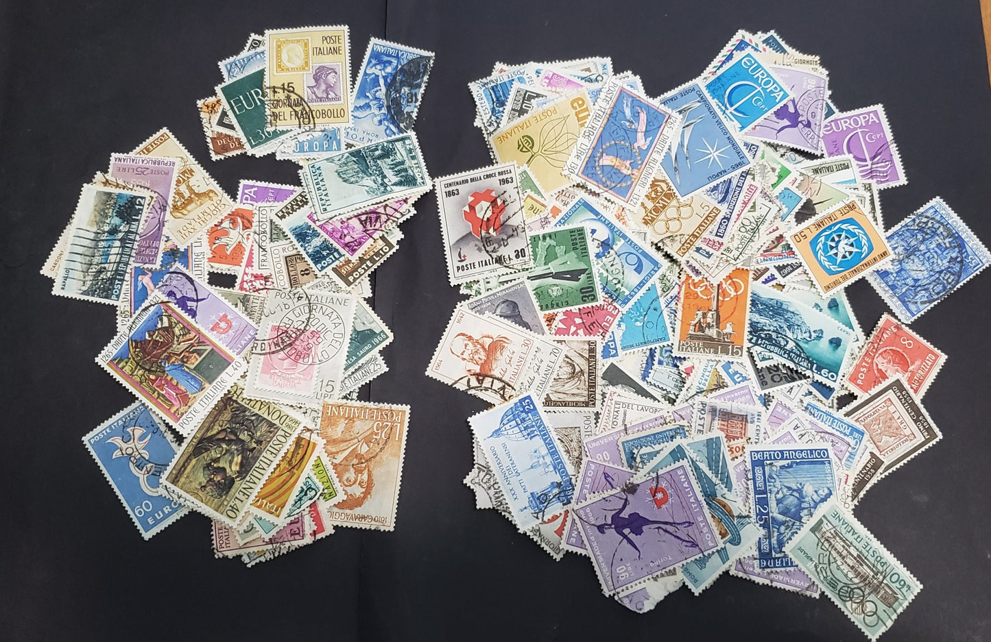 Lot 308 Italy 1956-1969 Commemorative Issues, 600-800 F-VF Used Singles In Three Large Glassine Envelopes, Unchecked For  Paper Fluorescence & Tagging Varieties, Ideal For Further Study