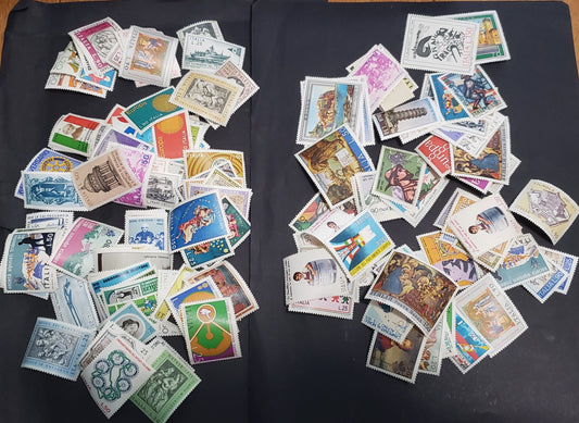 Lot 309 Italy 1970's Commemorative Issues, 250-300 VFOG&NH Singles In Two Large Glassine Envelopes, Unchecked For  Paper Fluorescence & Tagging Varieties, Ideal For Further Study