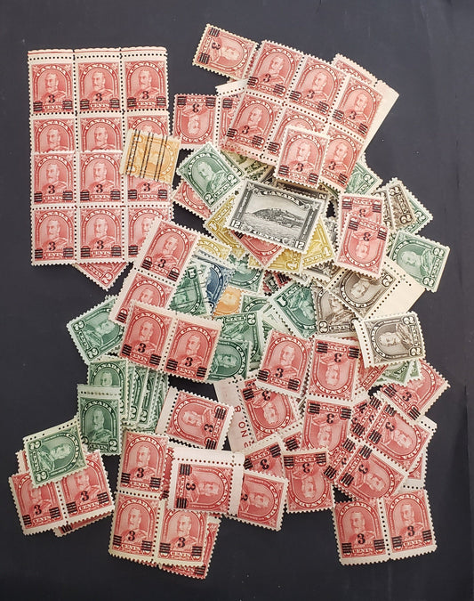 Lot 261 Canada (C) #162/183 1c - 3c Orange - Deep Red King George V, 1930-1931 Arch/Leaf Coil Issue, Collection Of VG/FOG/NH Singles, Most Values To 20c Are Represented, Quality On The Low End