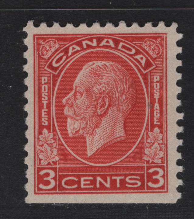 Lot 290 Canada (C) #197ds 3c Scarlet King George V, 1932 Medallion Issue, A VFNH Booklet Single, Paper BABN-II, perf 10.75, Design Size 18.25x22.