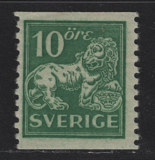Lot 54 Sweden SC#118 (Facit# 144Ad) 10o Green Lion, 1920 Standing Lion Issue, A VGOG Single, Perf 9.75 Vertical, Soft Yellowish Felt-Like Paper, Type 1, Unwatermarked.