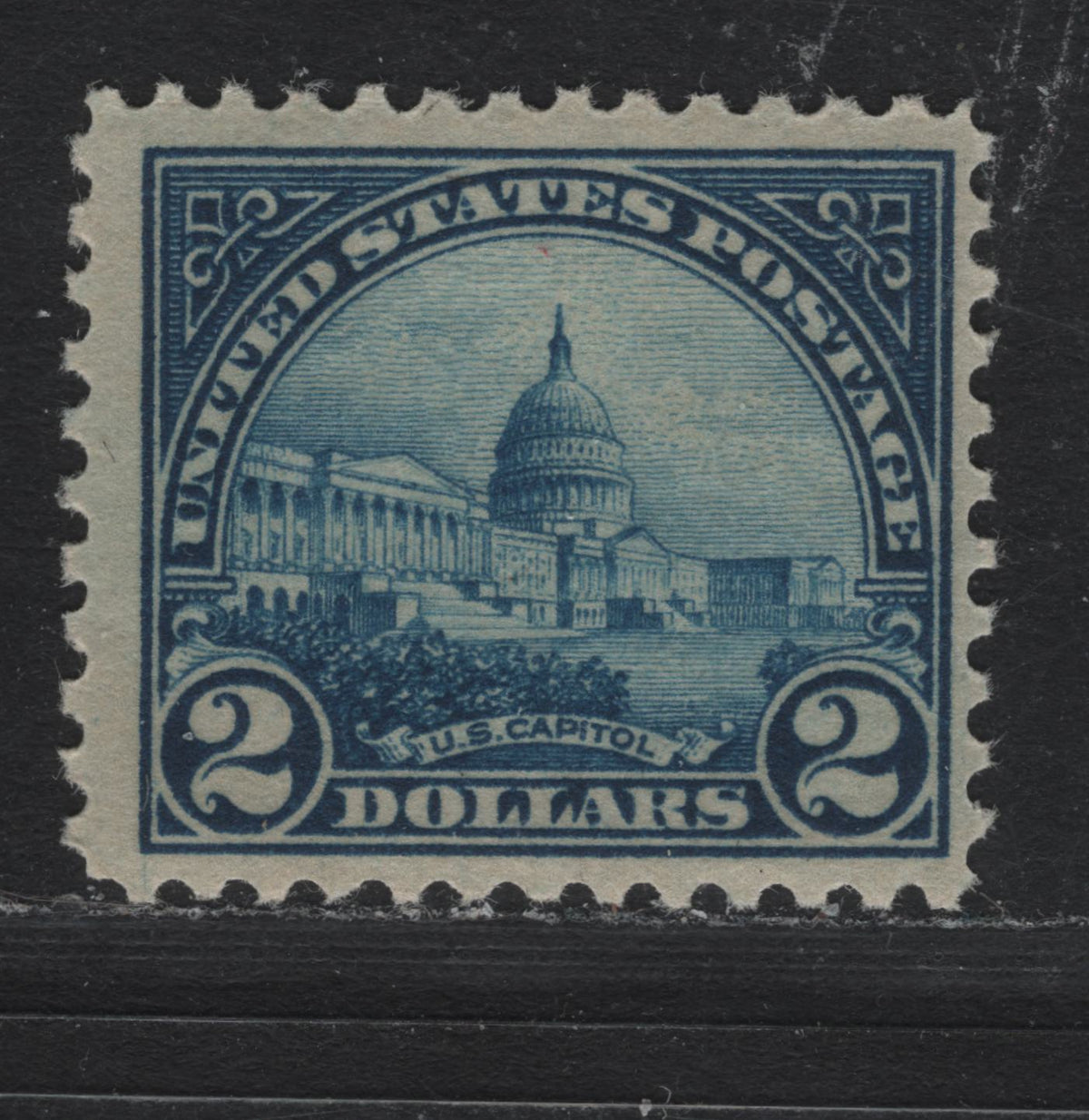 Lot 48 United States SC#572 $2 Light Bright Blue , 1922-1926 4th Bureau Issue, A FNH Single