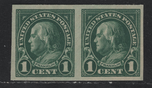 Lot 7 United States SC#575var 1c Deep Green , 1922-1925 4th Bureau Issue, A VFNH Imperf Pair