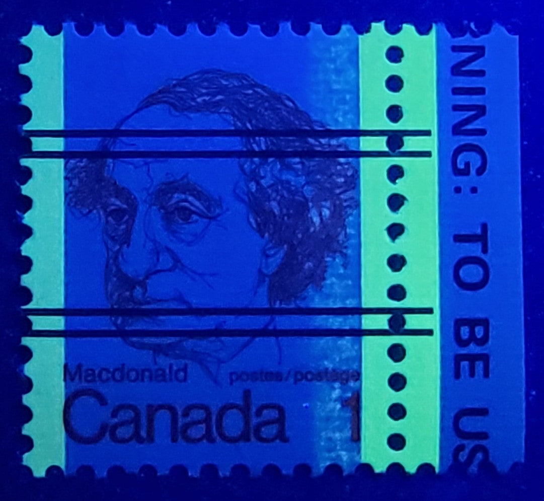 Canada #586xxiivar 1c Orange Sir John A Macdonald, 1973-1978 Caricature Issue, A VFNH Single Precancelled, DF/LF3 Horizontal Ribbed Paper, Ghost Tag Bar Down Left Side Of Right Tag Bar