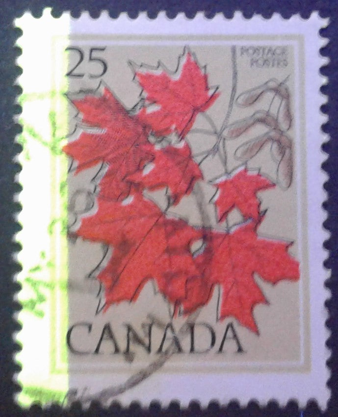 Canada #719T2 25c Multicoloured Sugar Maple, 1977-1982 Floral & Environment Issue, a F Used Single on NF/DF Paper With G2aL Tagging Error