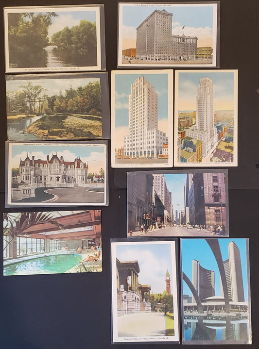 Group Of 10 Canadian Postcards Featuring Scenes Of Toronto, Ontario. Our Estimated Value Is $10.