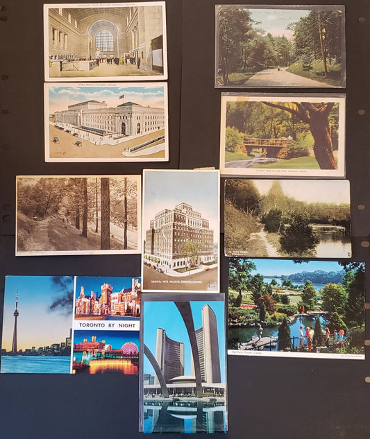 Group Of 10 Canadian Postcards Featuring Scenes Of Toronto, Ontario. Including High Park And Union Station. Our Estimated Value Is $10.