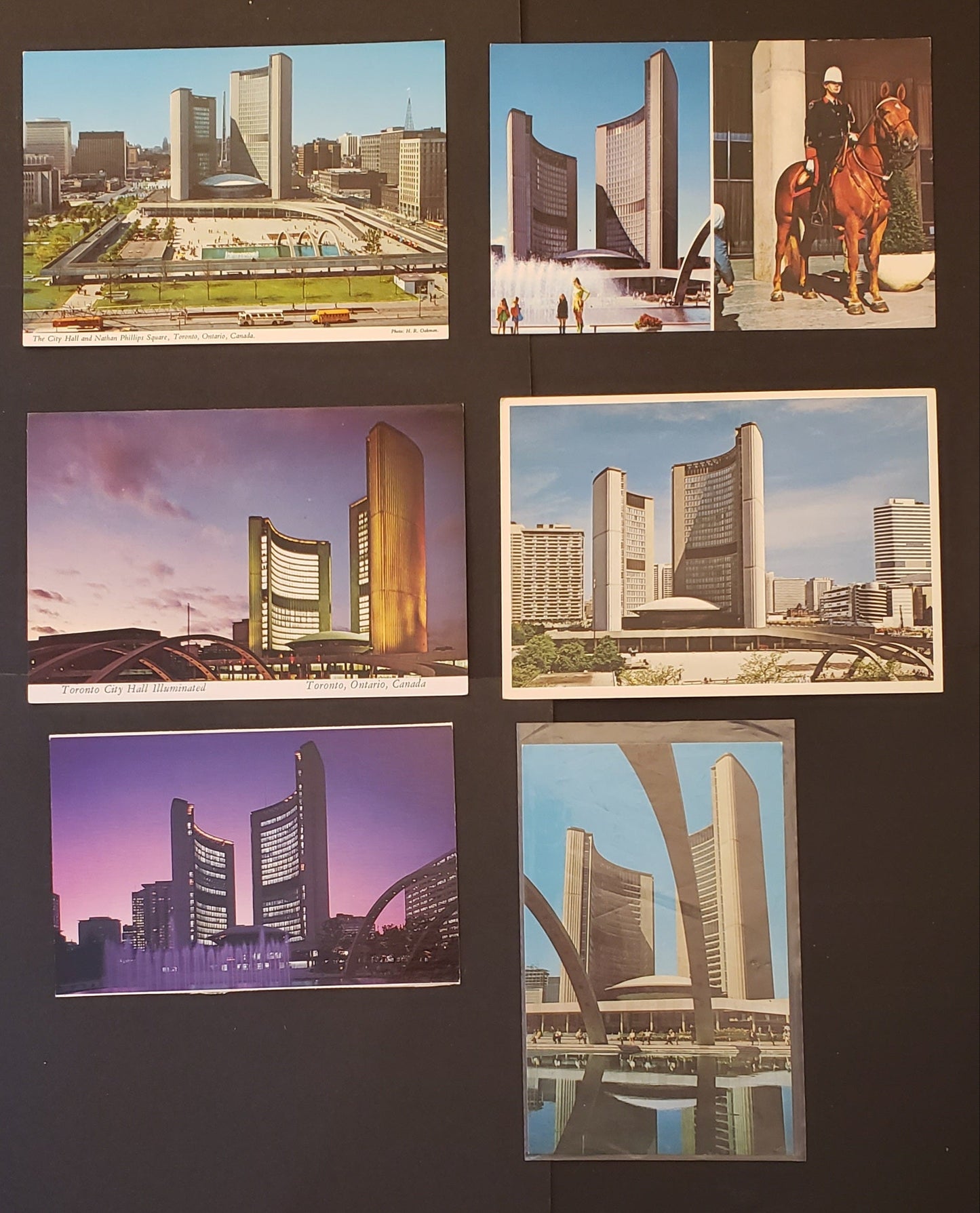 Group Of 5 Canadian Postcards Featuring Scenes From City Hall In Toronto, Ontario. Our Estimated Value Is $5.