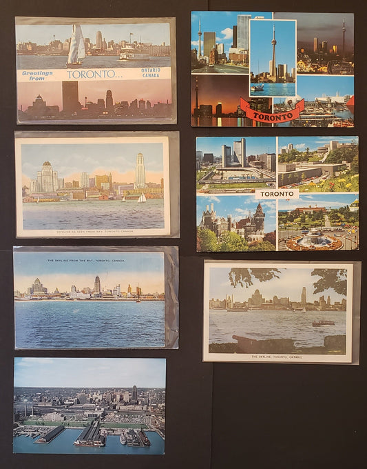 Group Of 7 Canadian Postcards Featuring Scenes Of The Toronto , Ontario Waterfront and Landscape. Our Estimated Value Is $7.