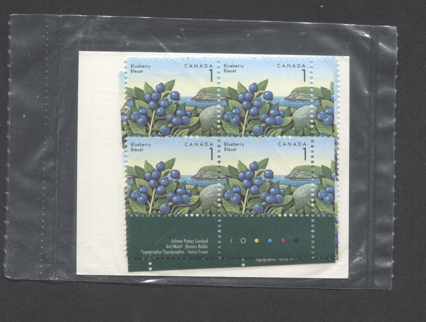 Lot 1 Canada #1349 1c Multicoloured 1992 - 1998 Edible Berries Definitive Issue, Canada Post Sealed Pack of Inscription Blocks, Ashton Potter Canada Printing On DF Coated Paper, With DF Type 5B Insert Card, VFNH, Unitrade Cat. $13.75