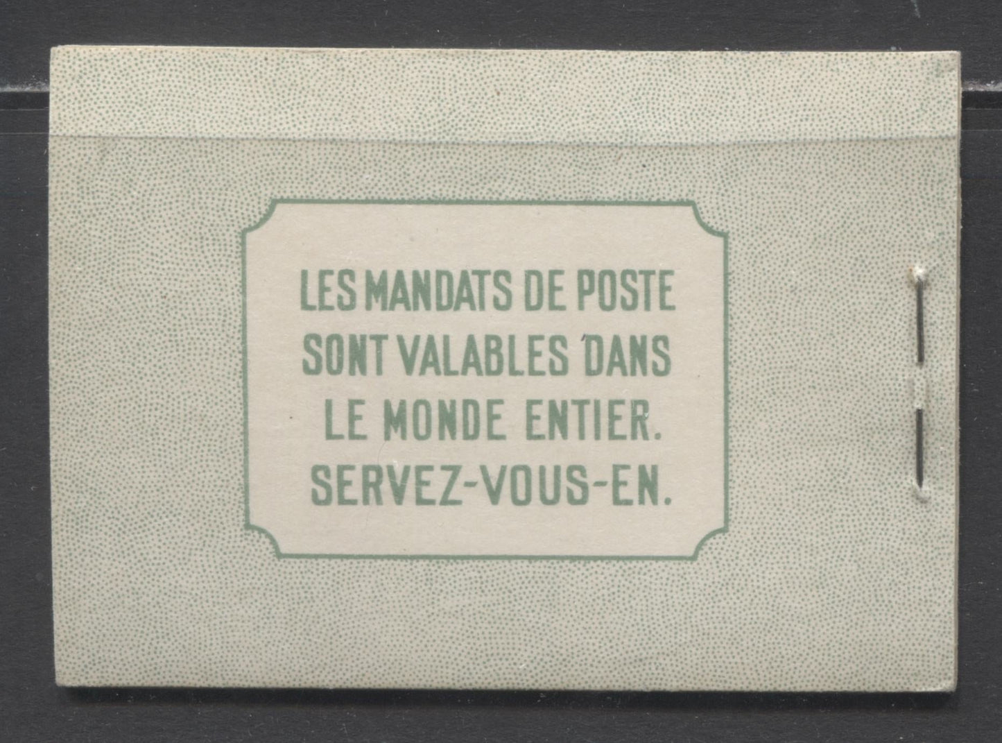 Canada #BK28bF 1937-1942 Mufti Issue, Complete 25c French Booklet, 4 Panes of 6 1c Green, No Rate Page, 17 mm Staple, Horizontal Ribbed Paper, Type 2 Covers, Harris Front Cover Type IIK, VF