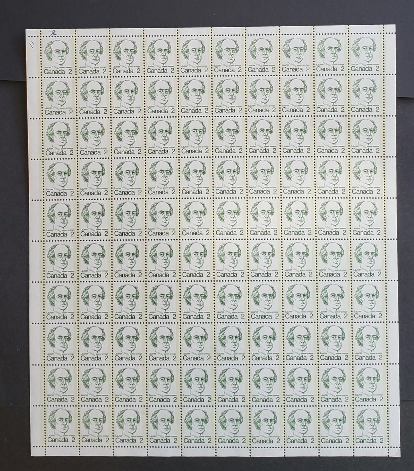 Lot 98 Canada #587vi 2c Green Laurier, 1973-1976 Caricature Definitives Issue, A FNH Full Field Stock Sheet Of 100 On High Fluorescent, Smooth Paper With Moderate ,Yellowish Cream Coloured Tagging Bars