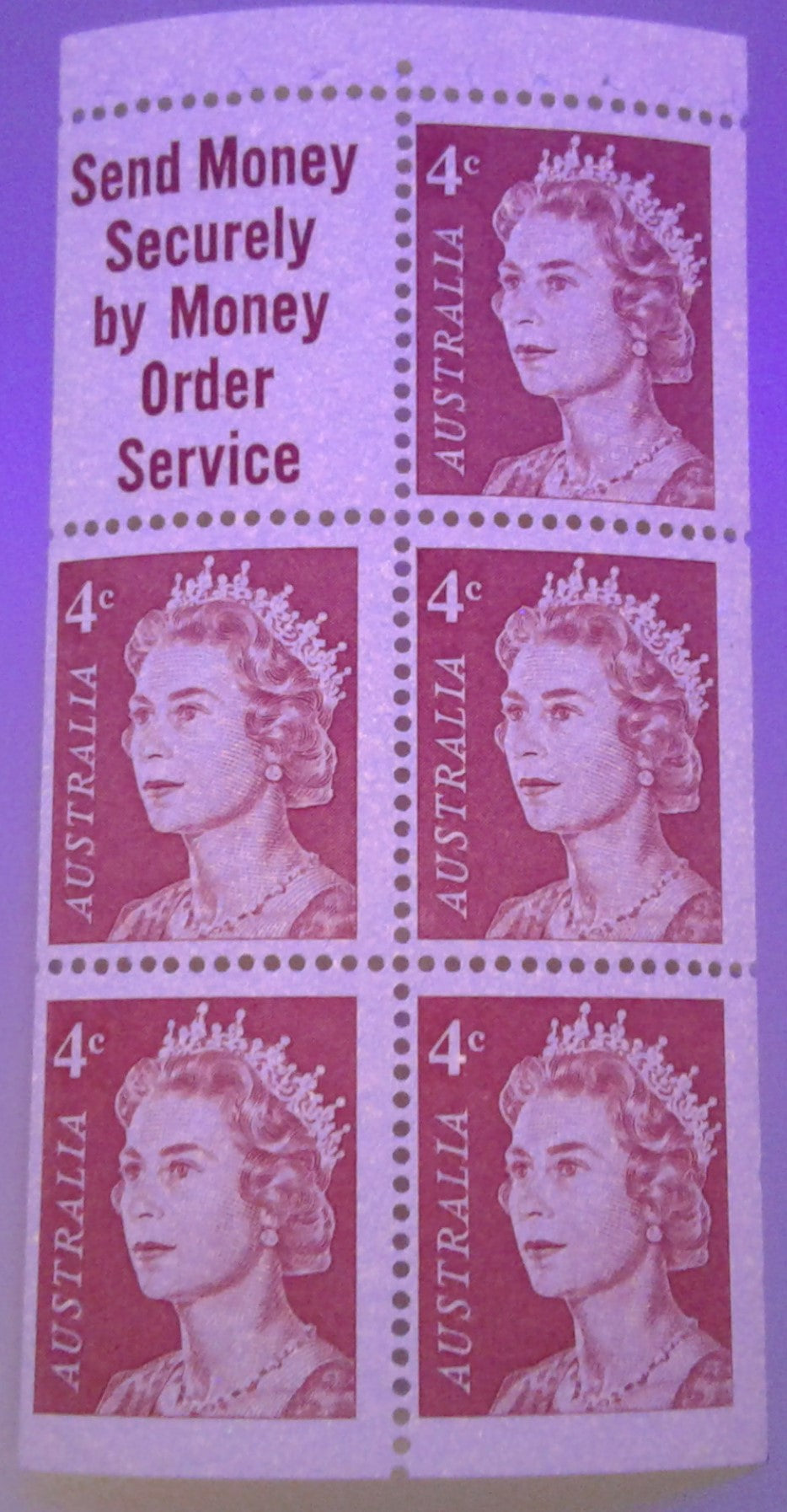 Australia #397a (SG#385a) 4c Orange Red Queen Elizabeth II 1966-1973 Decimal Definitive Issue, a Fine NH Booklet Pane of 5 + Label, Printed on Helecon Paper