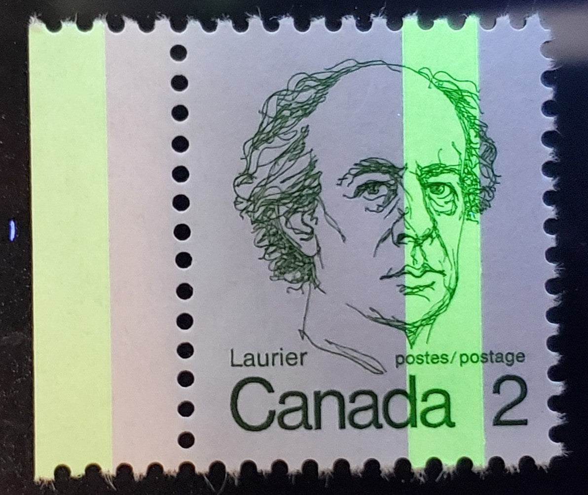 Canada #587ii 2c Green Sir Wilfrid Laurier, 1972-1974 Caricature Issue, A VFNH Single With Left Selvedge Showing Tagging Is Shifted Leftward, Same As Lot #169 In All Other Respects