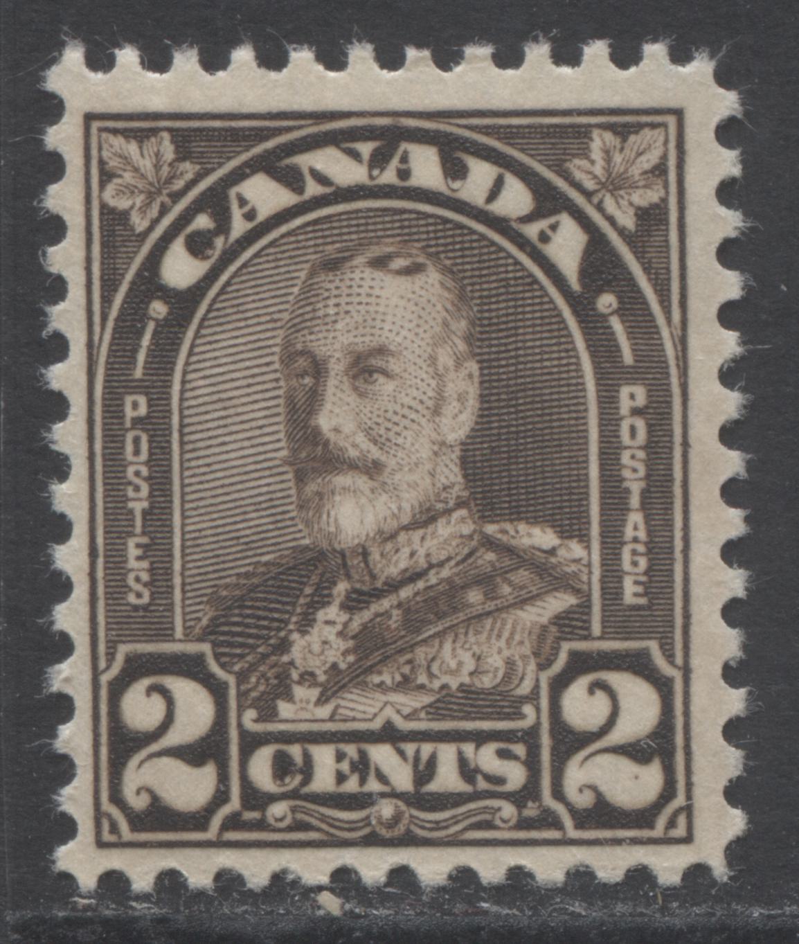 Lot 197 Canada #166bvar 2c Dark Brown King George V, 1930-1931 Arch/Leaf Issue, A FOG Single With A Dot In Right 2, Plate 6 LR Pos 13