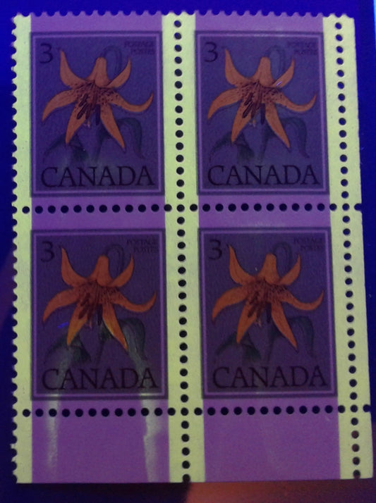 Canada #783var 3c Multicoloured Canada Lily, 1977-1982 Floral & Environment Issue, a Very Fine NH LR Field Stock Block Showing A Taggant Spill Affecting 3 Stamps