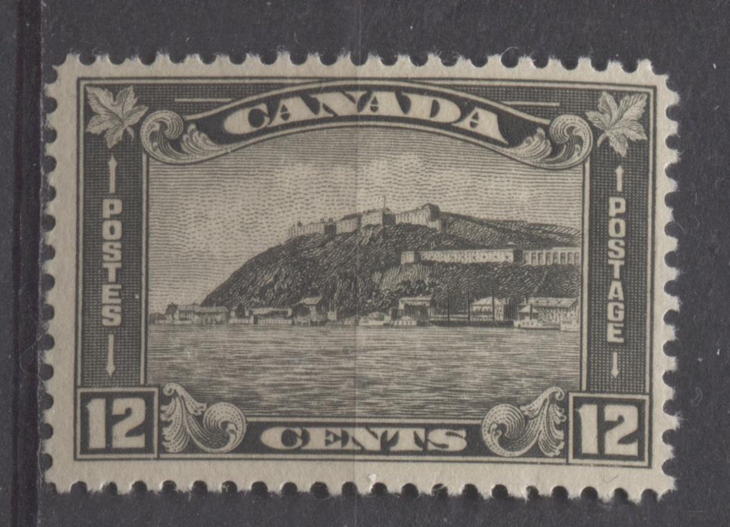 Canada #174 (SG#300) 12c Grey Black Quebec Citadel 1930-35 Arch Issue Cream Gum F-68 LH Brixton Chrome 