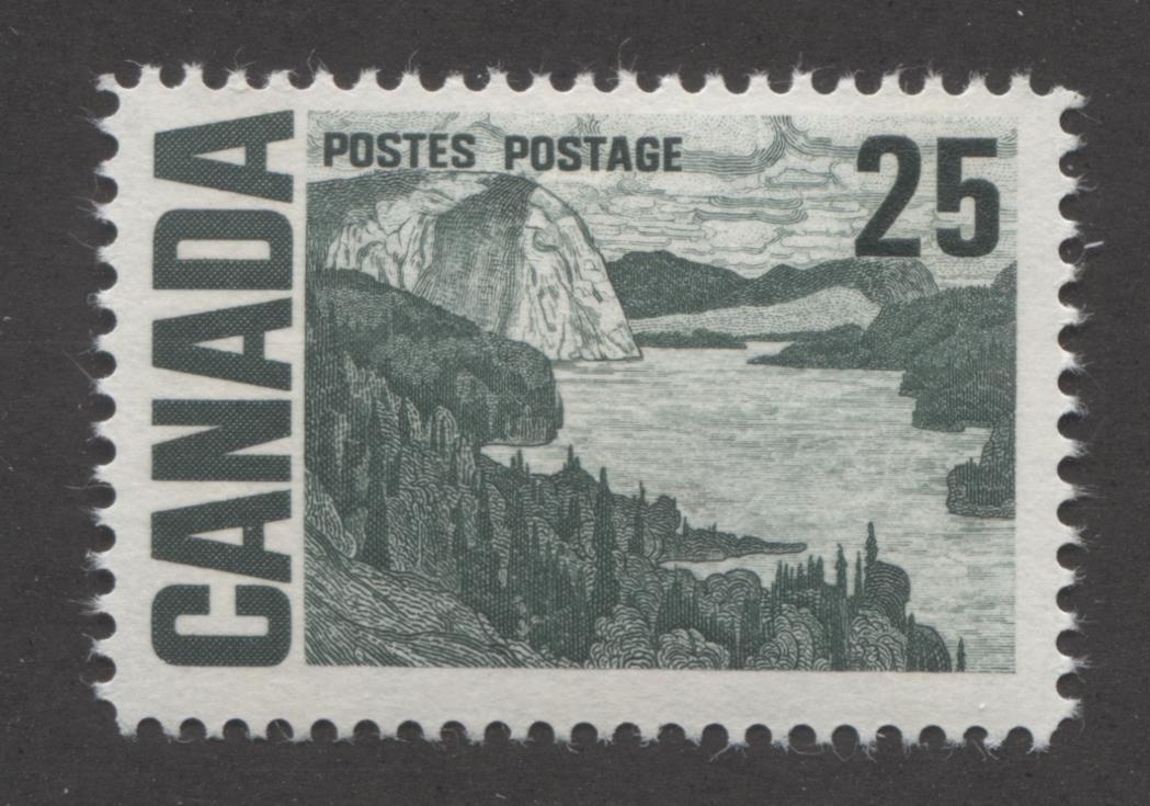 Canada #465ii (SG#588ca) 25c Myrtle Green 1967-73 Centennial HB Paper Smooth Gum F-70 NH Brixton Chrome 