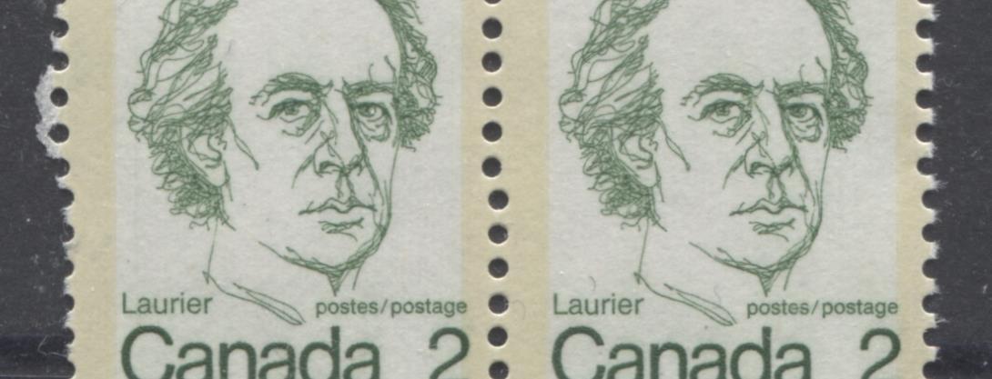 Canada #587iii (SG#694) 2c Green Laurier 1972-1978 Caricature Issue DF Paper Type 8 Block With Comb Perf. Join F-70 NH Brixton Chrome 
